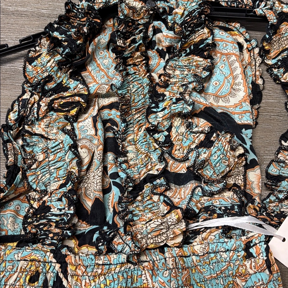 Elegant Black and Gold Patterned  Halter Maxi Dress - Picture 4 of 5